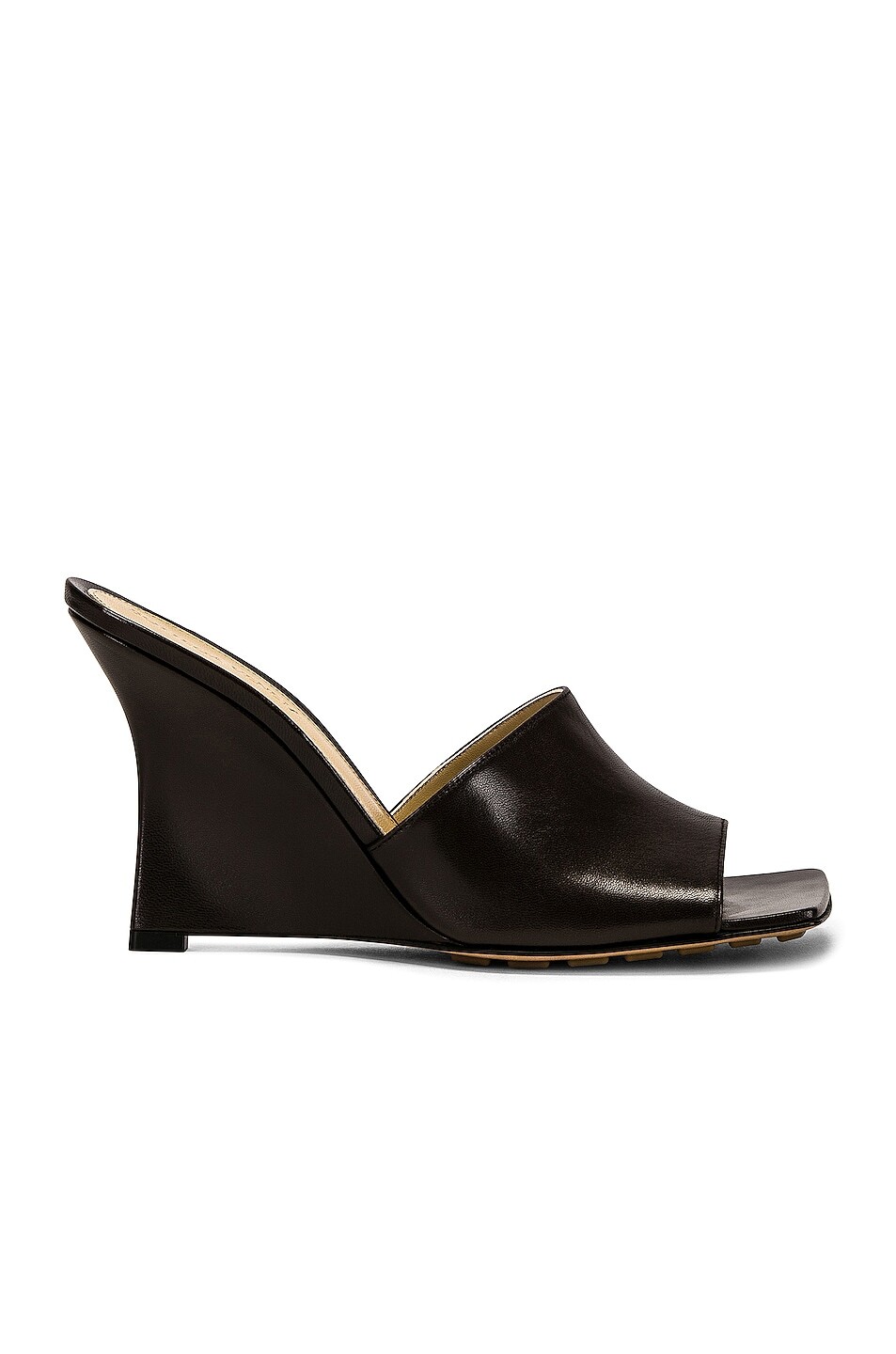 

Мюли Bottega Veneta Stretch Wedges, цвет Fondant