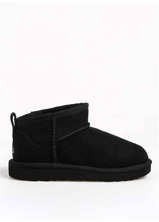 

Черные Ботинки для Мальчика 1130750K Classic Ultra Mini Ugg, черный