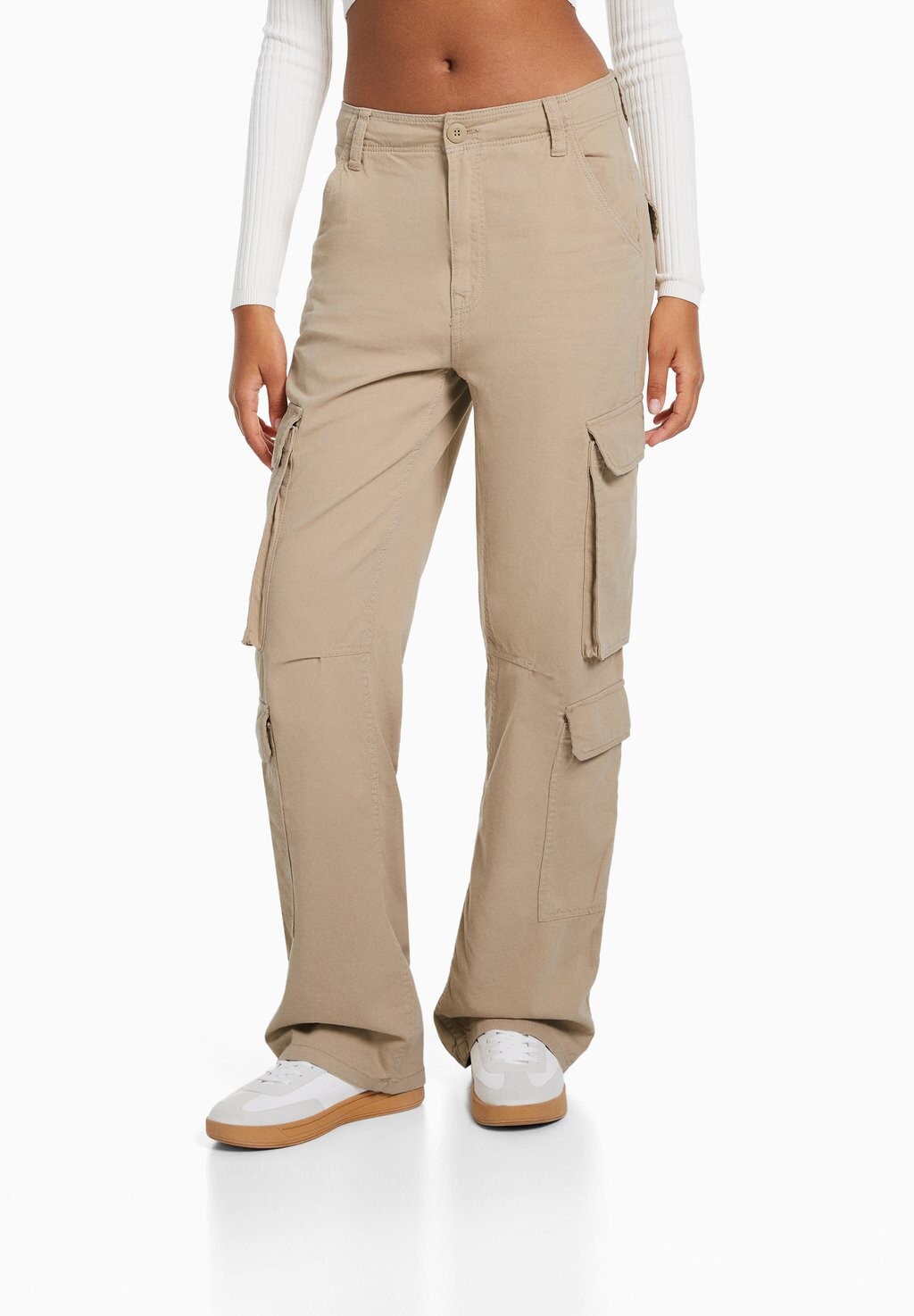 

Брюки карго Bershka
