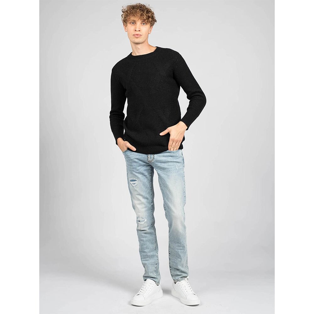 

Свитер Guess Megan Round Neck, черный