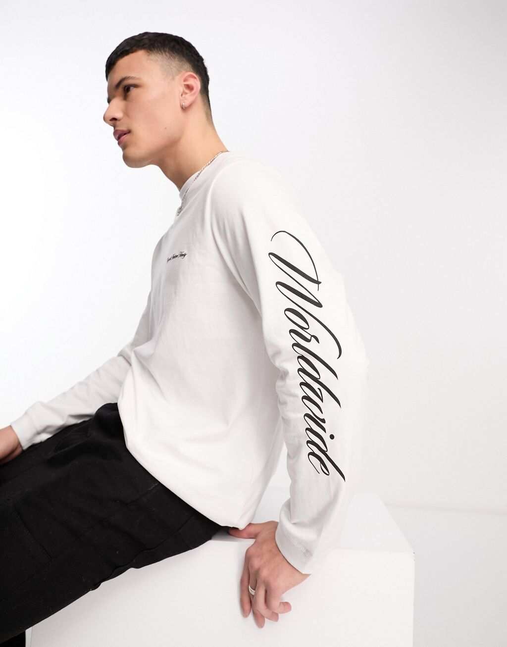 

Белая футболка с длинными рукавами и принтом на рукавах Jack & Jones Originals, Белый
