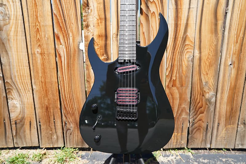 Электрогитара Schecter DIAMOND SERIES Sunset-6 Triad - Gloss Black Left Handed 6-String Electric Guitar