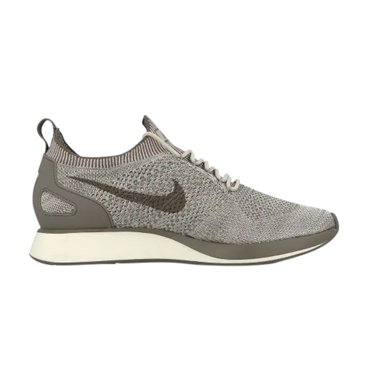 

Кроссовки Nike Air Zoom Mariah Flyknit Racer 'String', серый