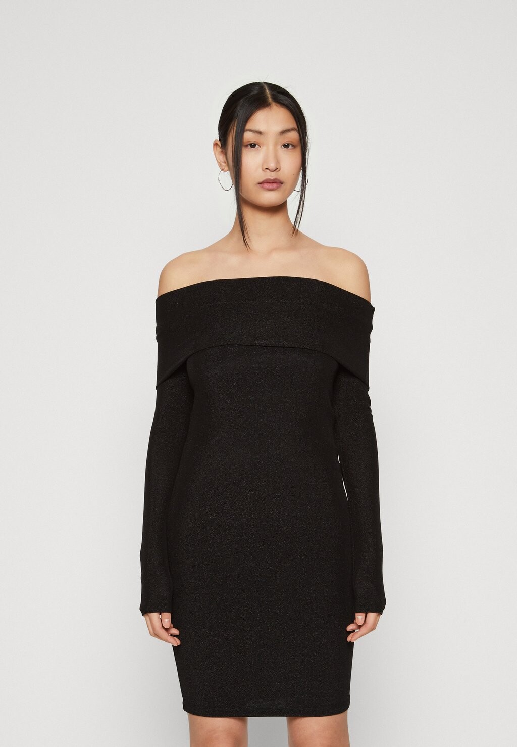 

Платье из джерси Gina Tricot, черный