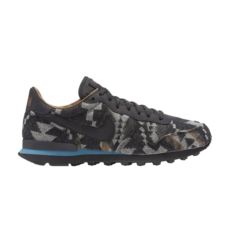

Кроссовки Nike Internationalist PND QS, черный
