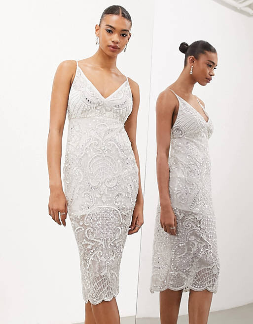 

Платье миди цвета слоновой кости с фестонами и пайетками ASOS EDITION