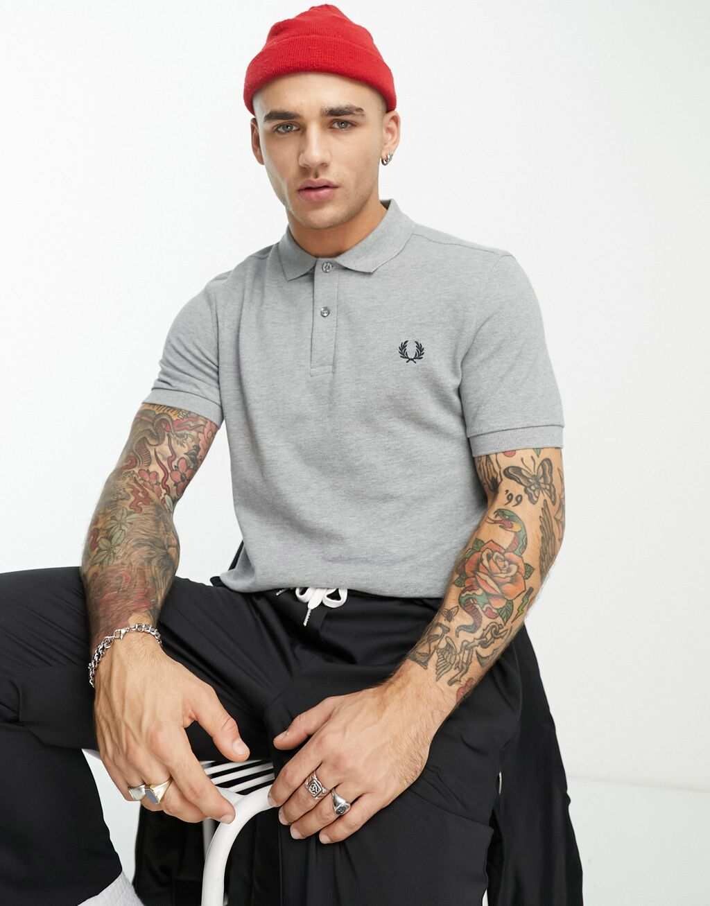 

Серая однотонная рубашка-поло Fred Perry