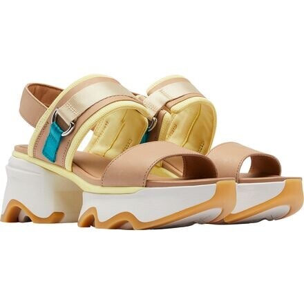 

Сандалии Kinetic Impact на пятке с пяткой на пятке женские SOREL, цвет Honest Beige/ Gum 16