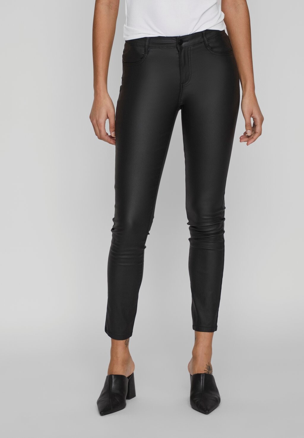 

Джинсы Slim fit VILA, черный