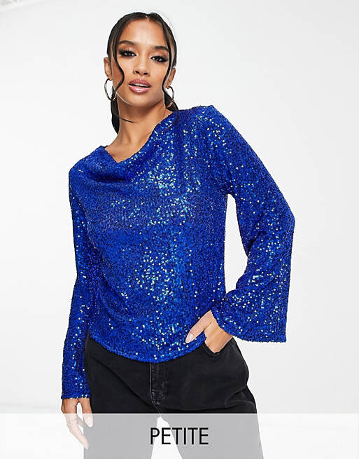 

Синий топ с воротником-хомутом и пайетками River Island Petite