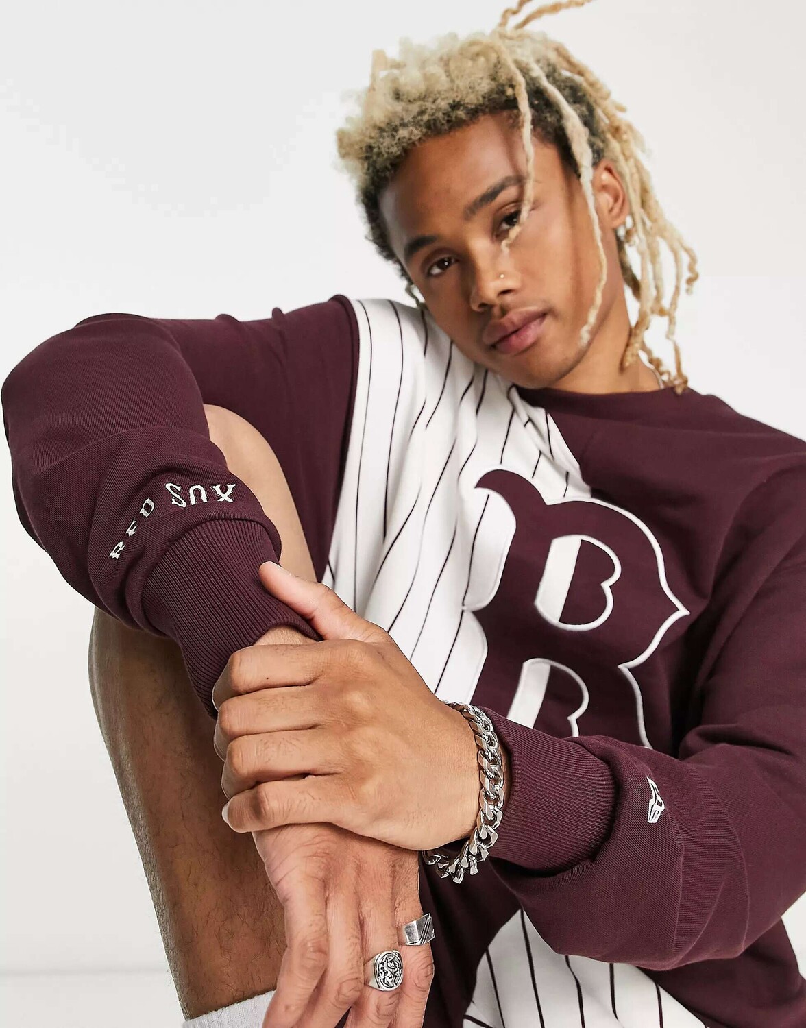 

Бордовый свитшот в тонкую полоску New Era Boston Red Sox эксклюзивно для ASOS, Красный