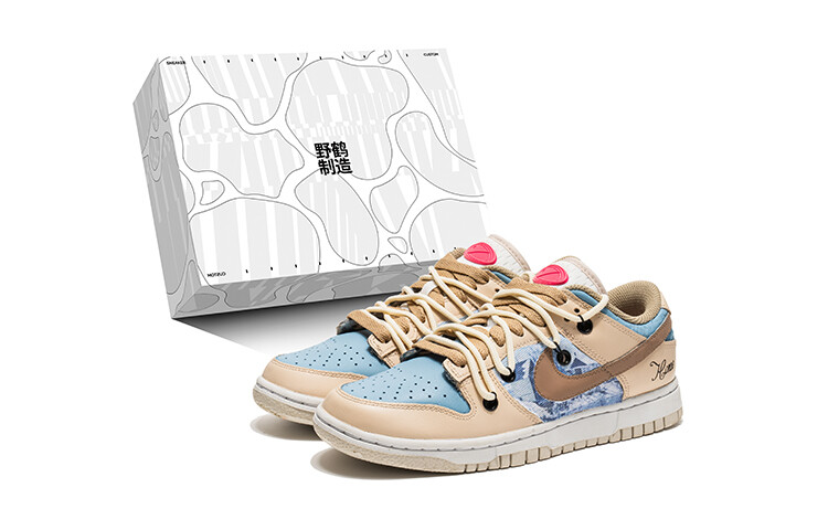 

Кроссовки для скейтбординга Dunk женские с низким верхом цвета мокко Nike