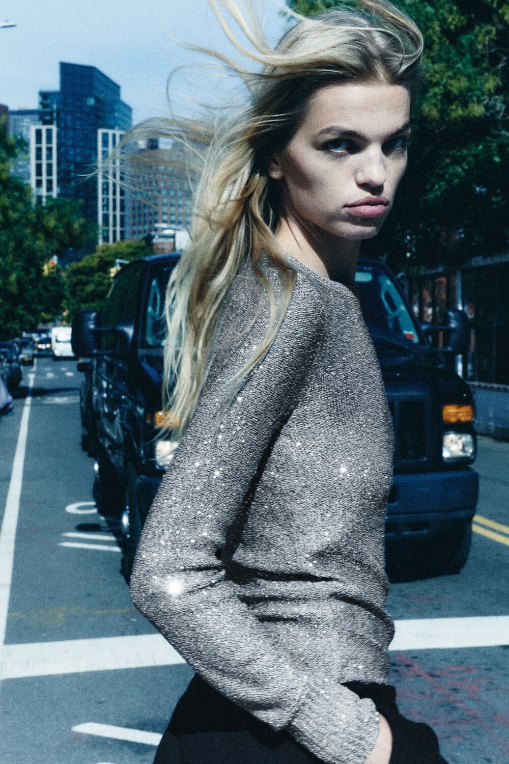 

Топ с пайетками, ограниченная серия ZARA, серебряный