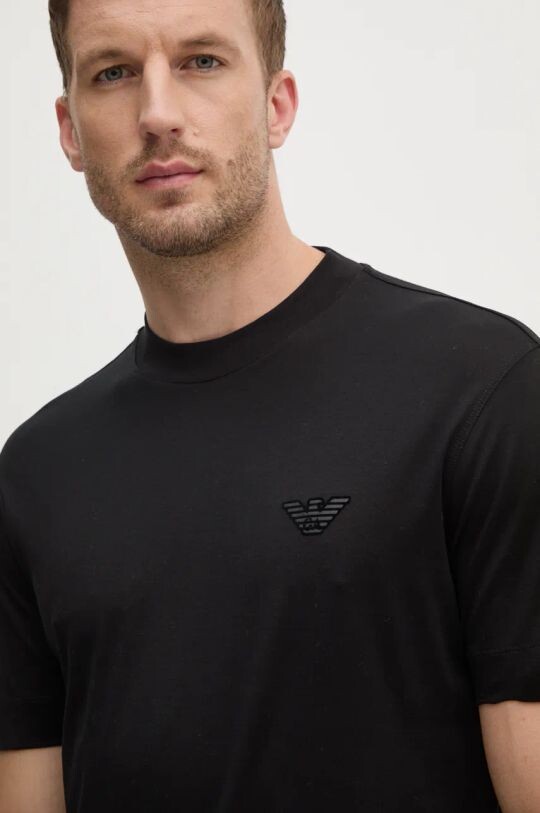 

Футболка Emporio Armani, черный