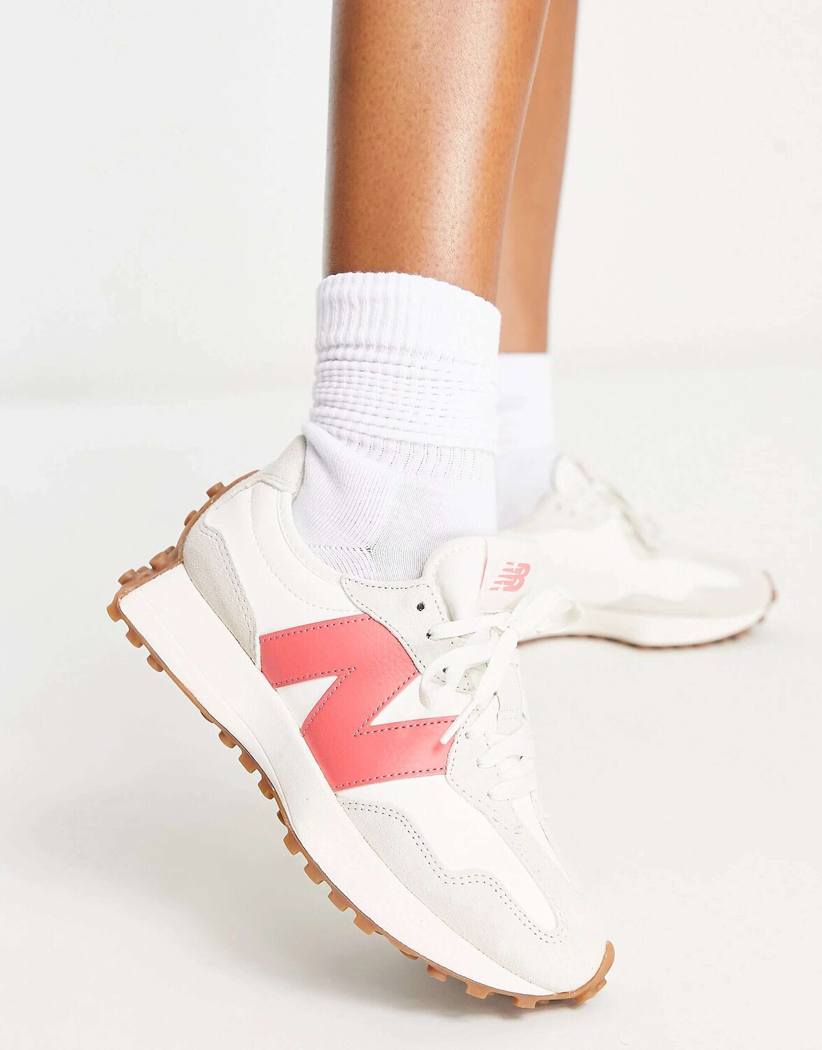 

Кроссовки New Balance 327 кремово-белого и розового цвета, Розовый