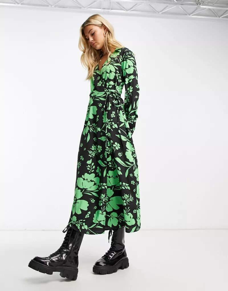 

Черное зимнее платье с запахом и длинными рукавами New Look