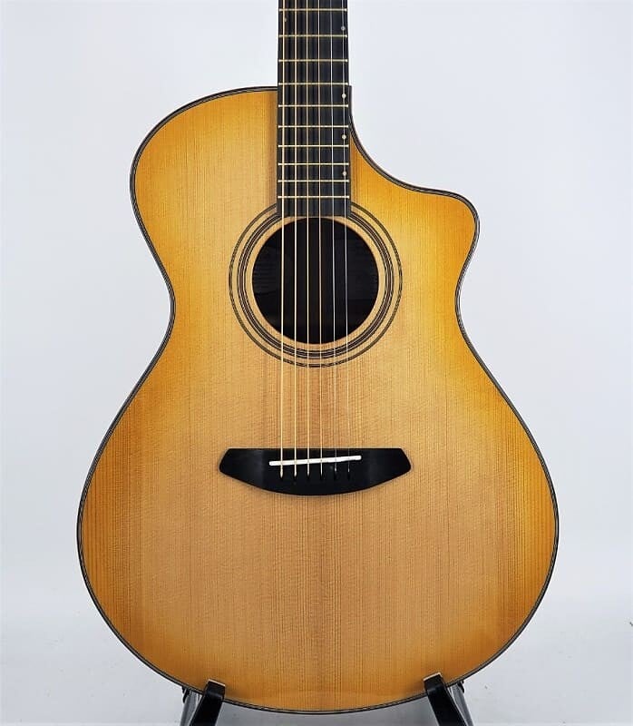 

Акустическая гитара Breedlove Artista Concert Natural Shadow CE Ser#210822574