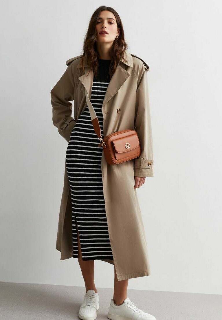 

Трикотажное платье Stripe Button Detail New Look, цвет black pattern