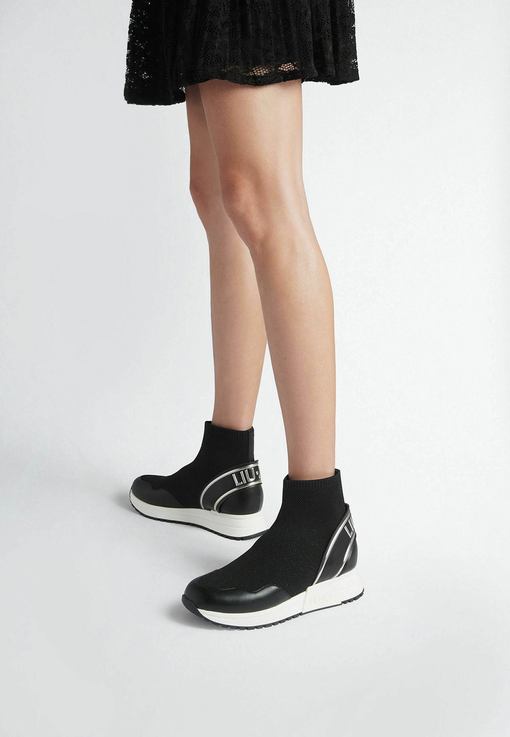Высокие кроссовки Brighty LIU JO, черный кроссовки низкие liu jo brighty mesh platform sneakers цвет silver colour