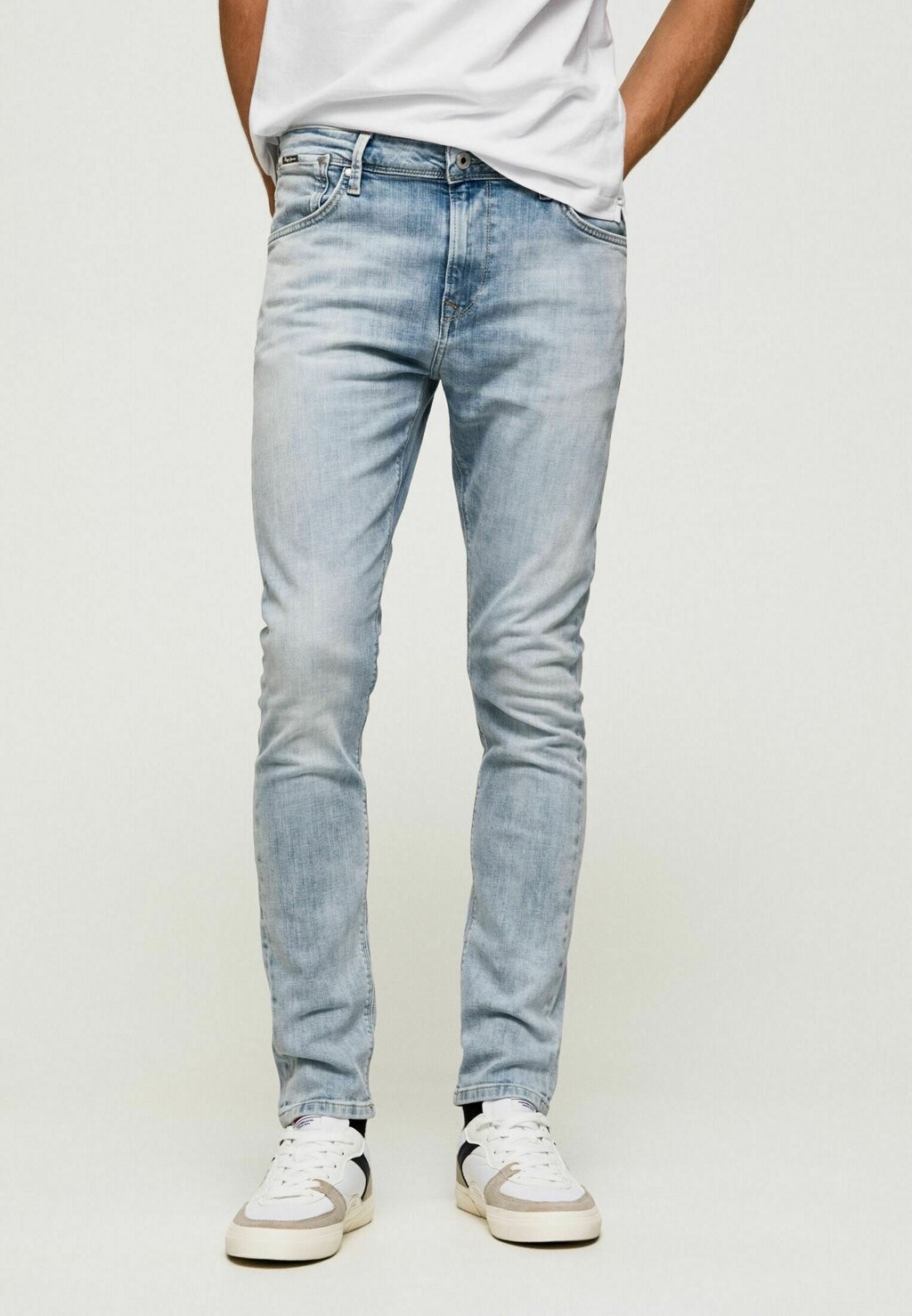 

Джинсы облегающего кроя Pepe Jeans