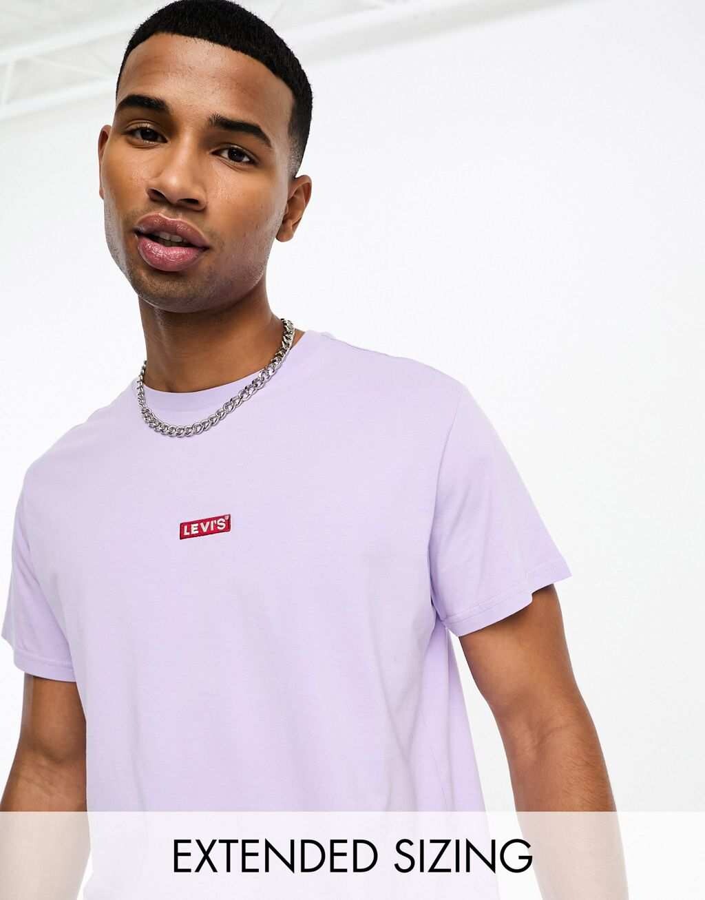 

Светло-фиолетовая футболка Levi's с маленьким логотипом в центре, Фиолетовый