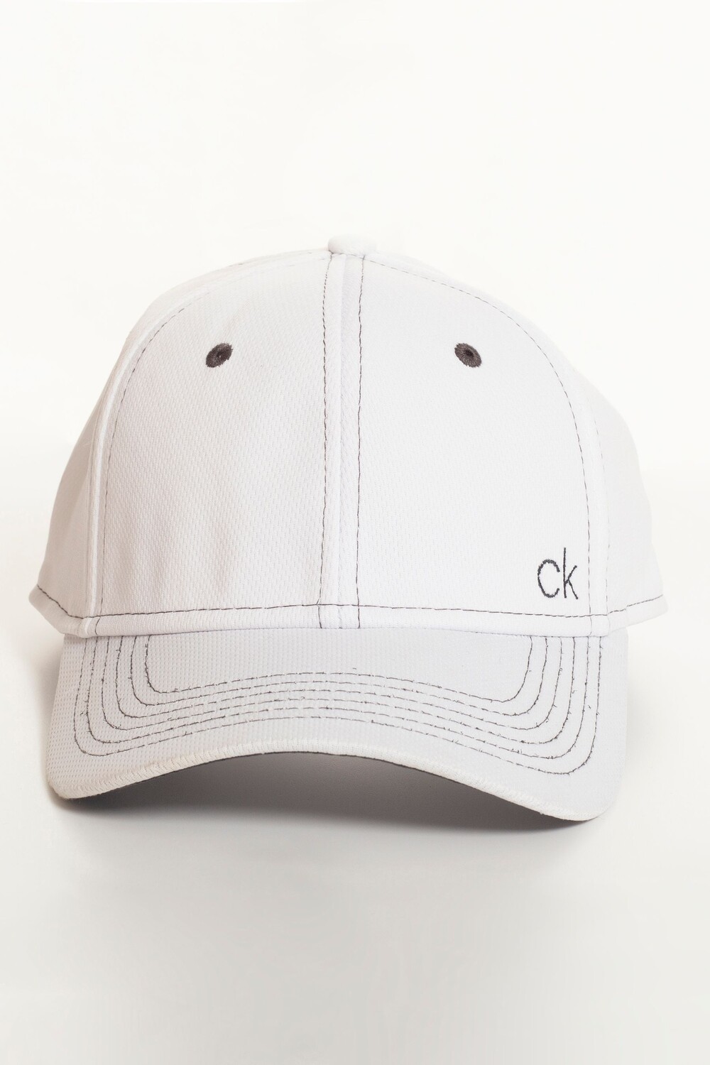 

Техническая белая трикотажная кепка Calvin Klein, белый
