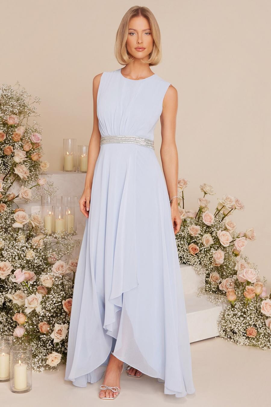 

Платье макси из синего шифона с ажурным подолом QUIZ Clothing