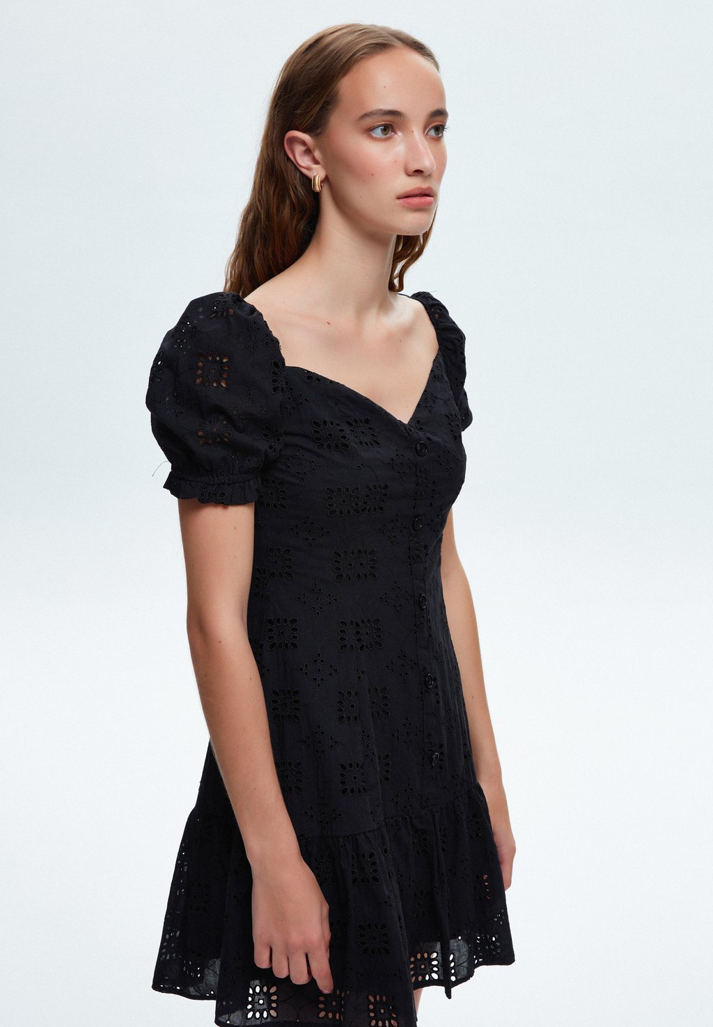 цена Дневное платье HEART COLLAR BALLOON SLEEVE VOILE MINI adL, цвет black