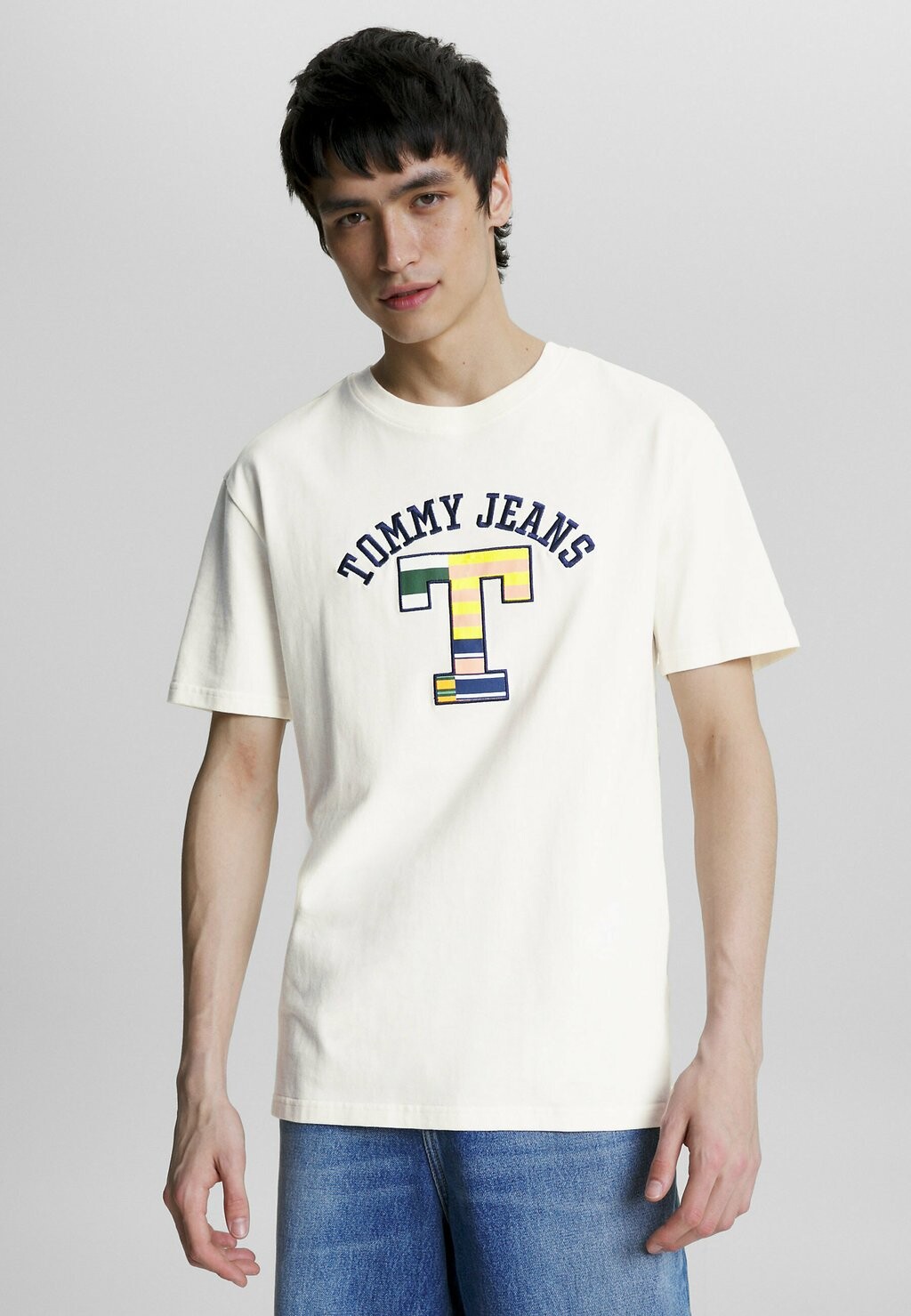 

Футболка с принтом Tommy Jeans, молочный, Белый
