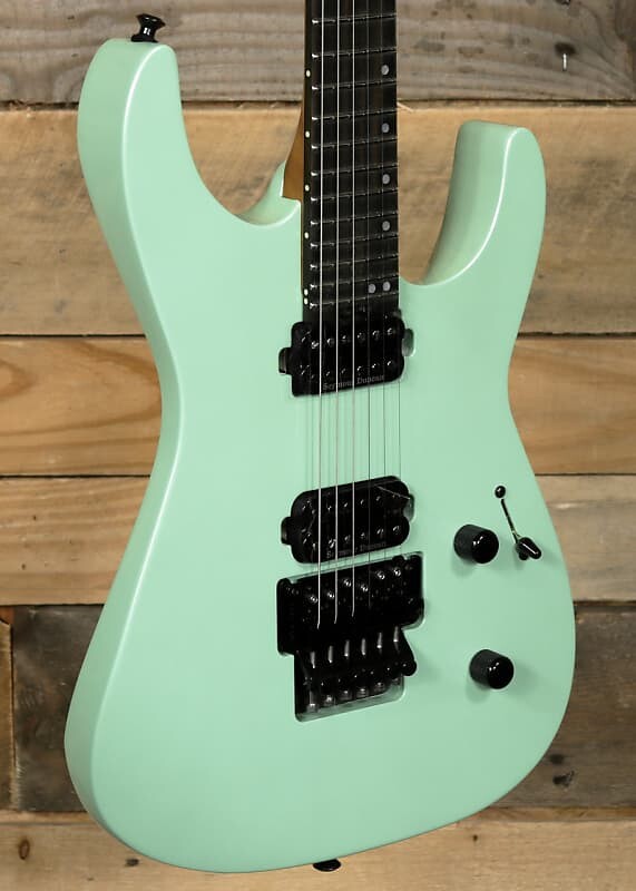 

Электрогитара Jackson American Series Virtuoso Electric Guitar Specific Ocean w/ Case