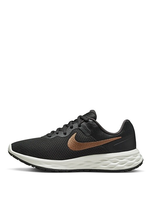 

Черные, серые и серебристые женские кроссовки Nike