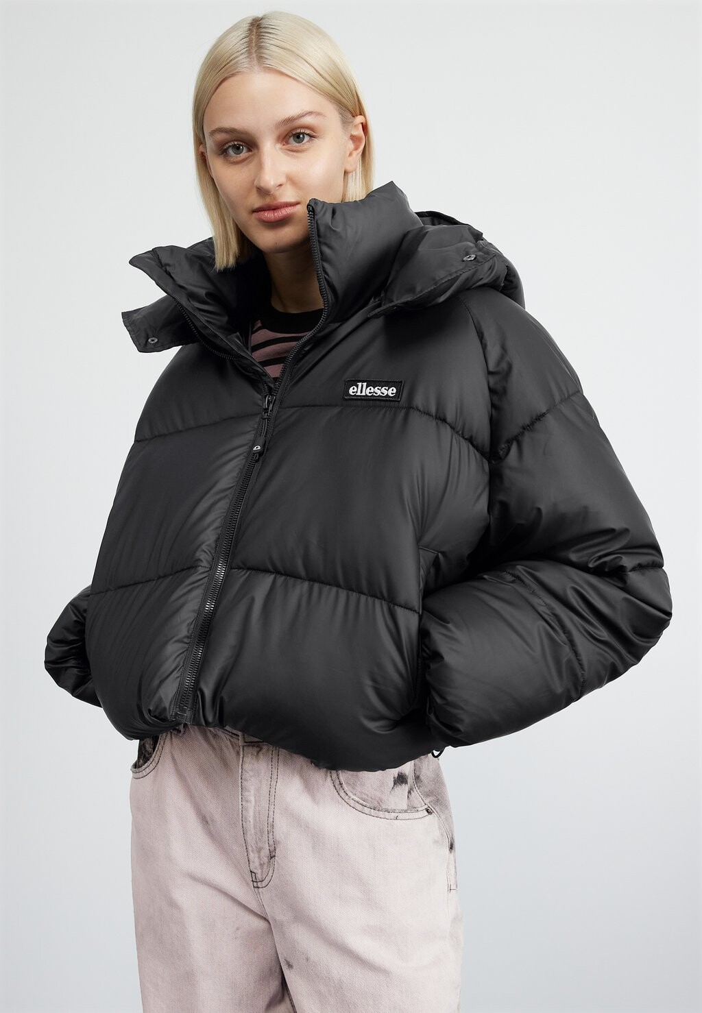 

Зимняя куртка Ellesse CASAGRANDE PADDED JACKET, черный