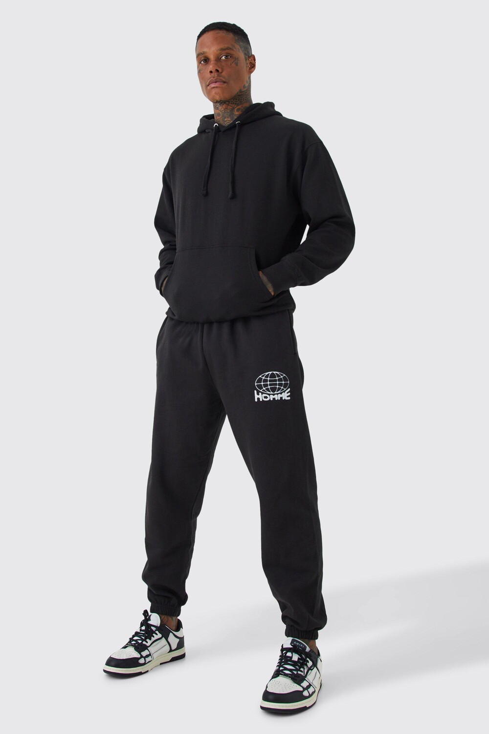 

Спортивный костюм с капюшоном pour homme Boohoo, черный