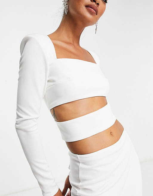 

Белое платье макси с длинными рукавами и глубокими рукавами ASOS DESIGN