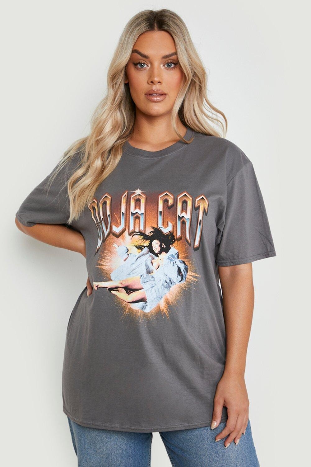 

Футболка plus doja cat acid wash band Boohoo, угольный