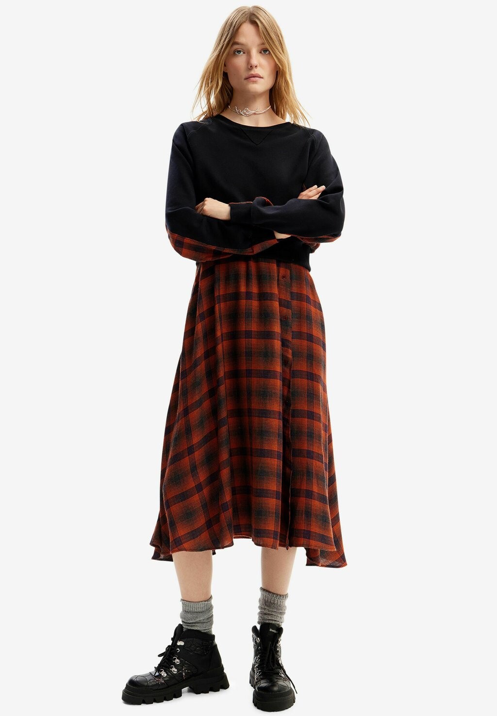 

Повседневное платье COMBINATION PLAID MIDI Desigual, цвет red