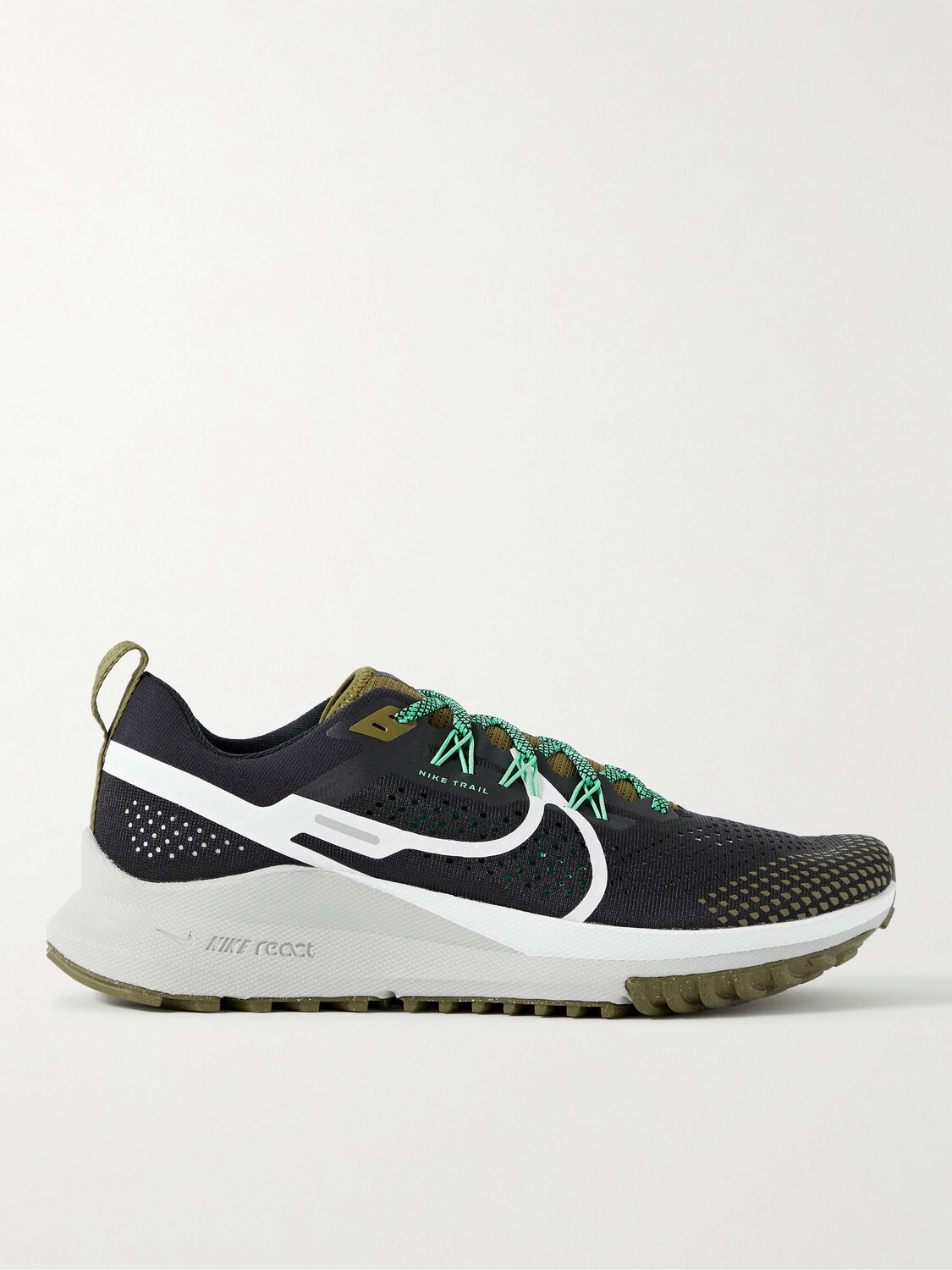 

Кроссовки React Pegasus Trail 4 с прорезиненной сеткой Nike, черный
