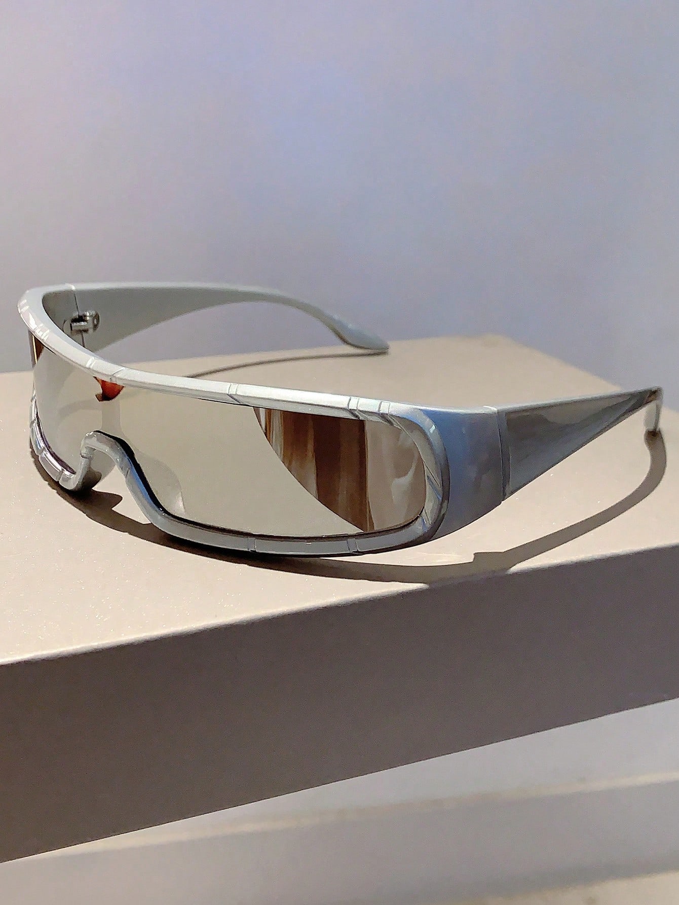 1 шт. унисекс Y2k Future Tech Стиль модные цельные солнцезащитные очки с линзами цельные безрамные солнцезащитные очки унисекс в стиле future punk y2k для велоспорта