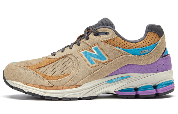 

Кроссовки New Balance 2002R низкие коричневые