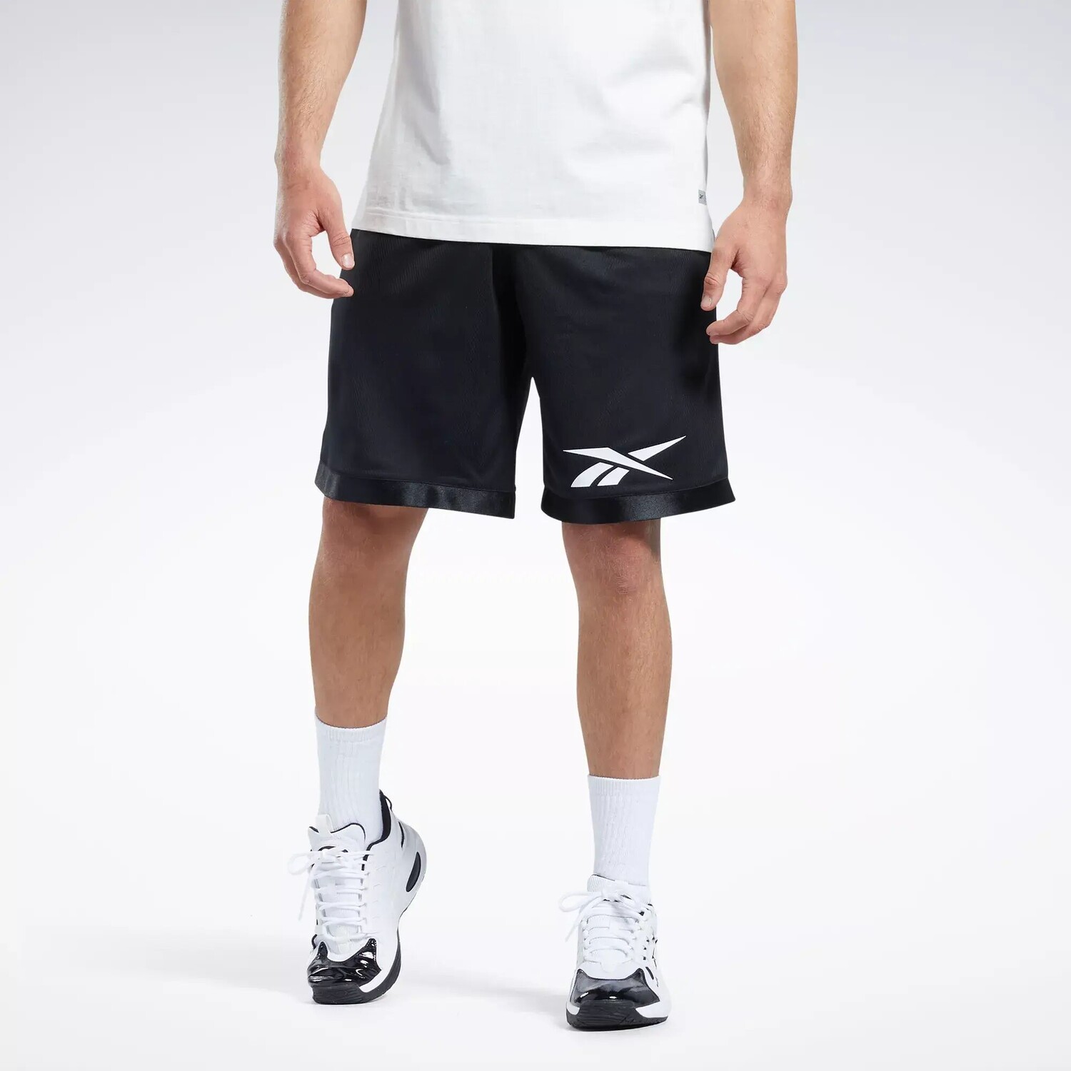 

Баскетбольные сетчатые шорты Reebok, черный