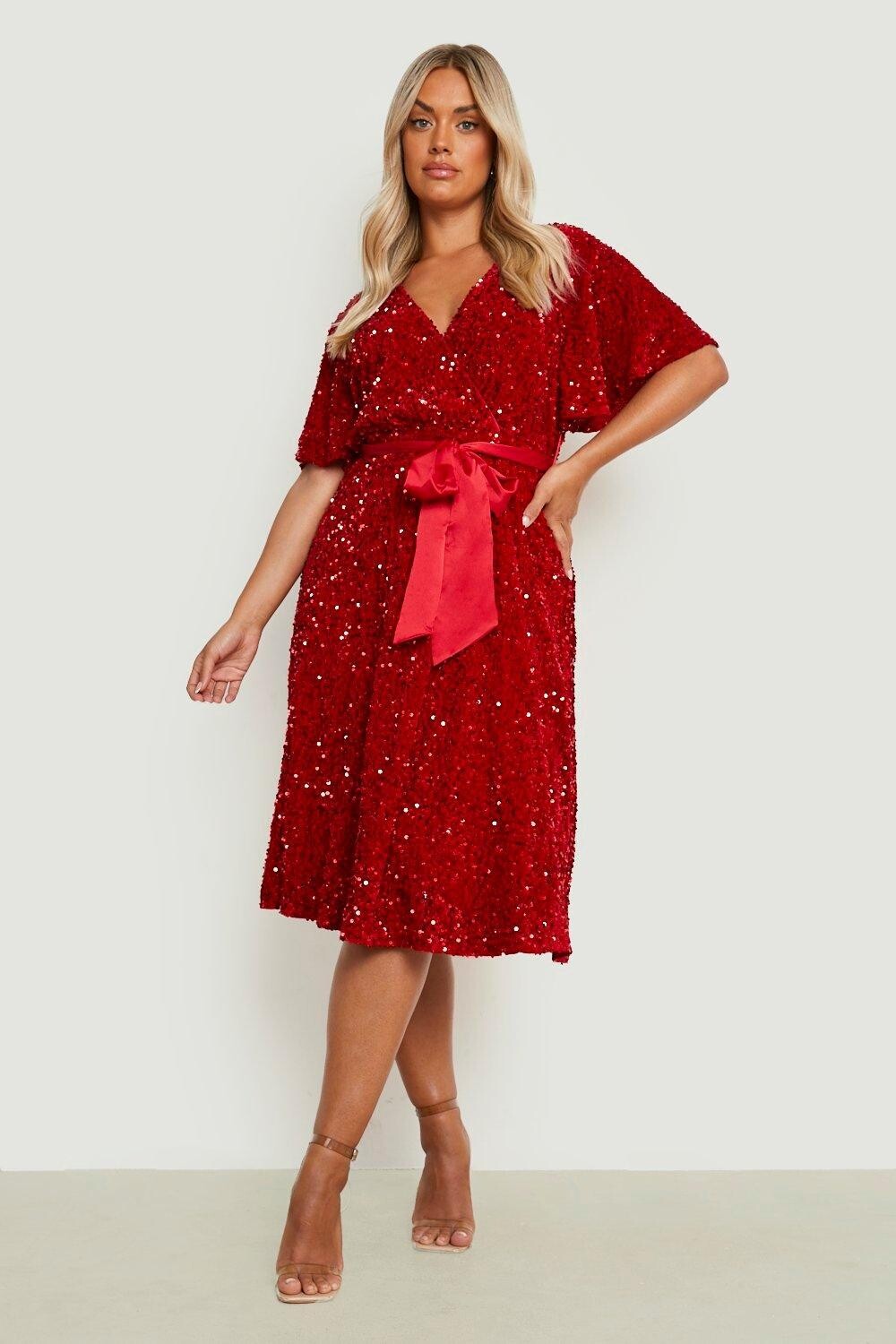 

Бархатное платье с поясом и пайетками Boohoo, красный
