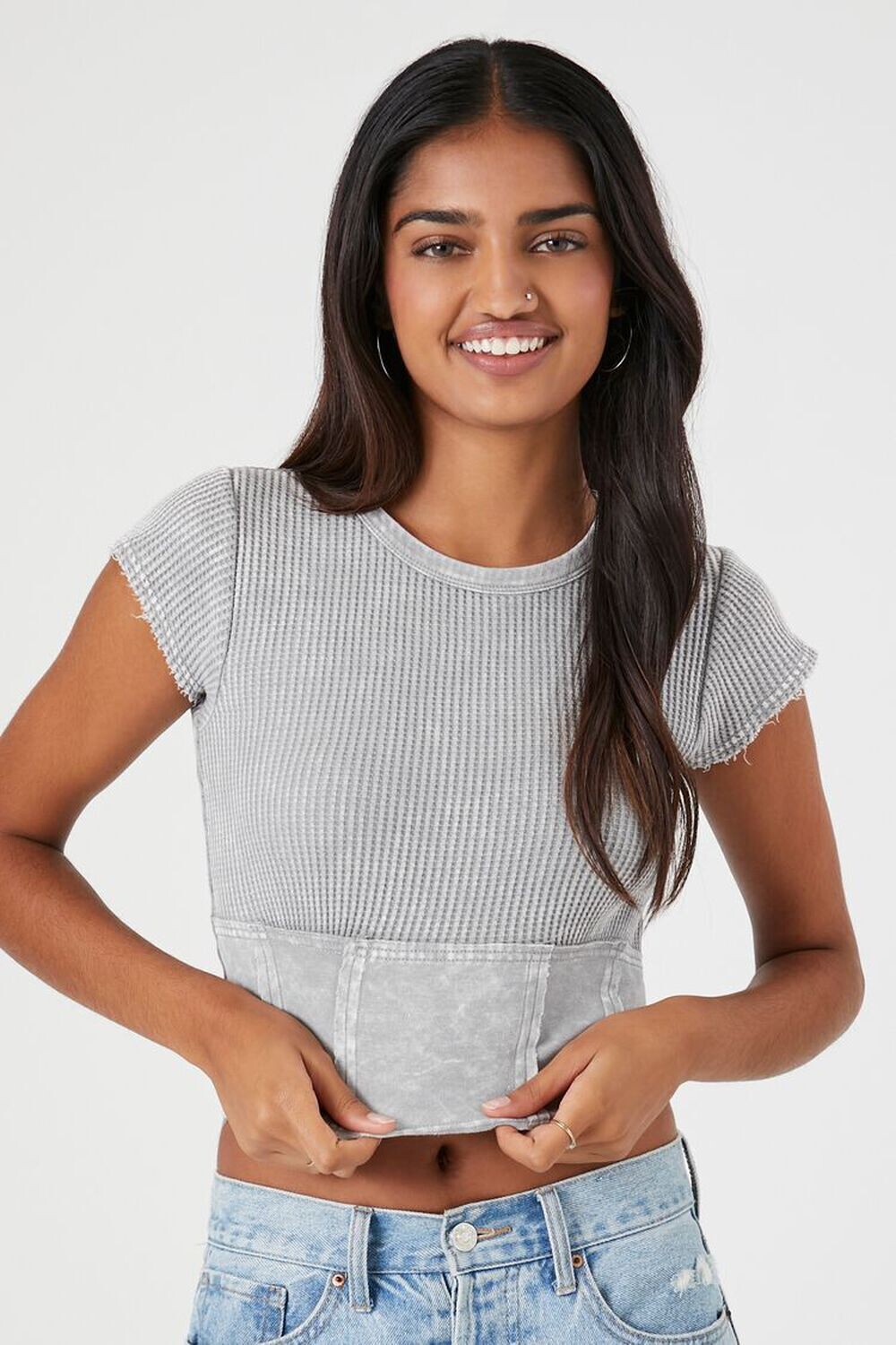 

Укороченный топ Thermal Mineral Wash Forever 21, серый