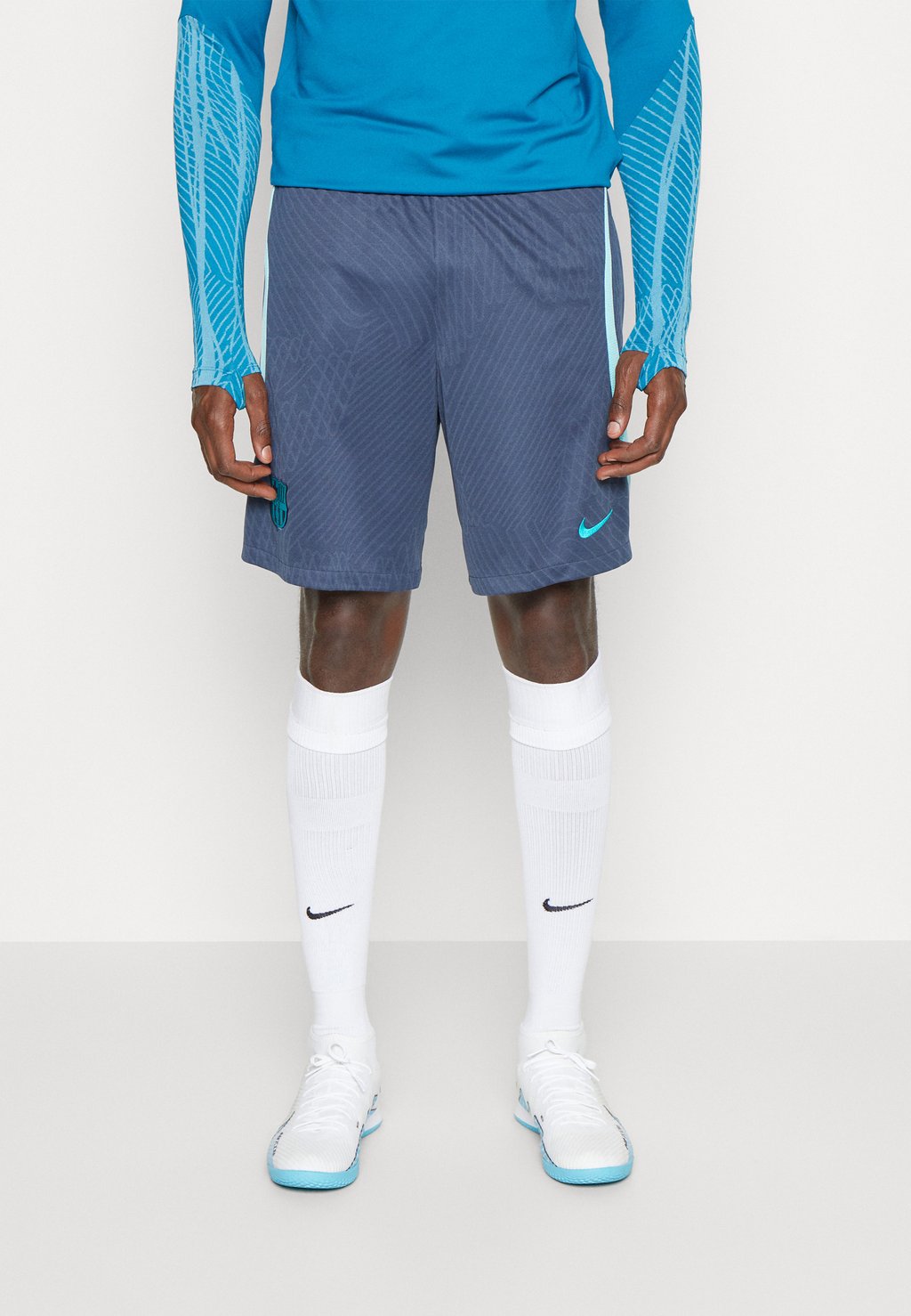 

Team Fc Barcelona Strike Short Third Nike, цвет thunder blue/light aqua/energy