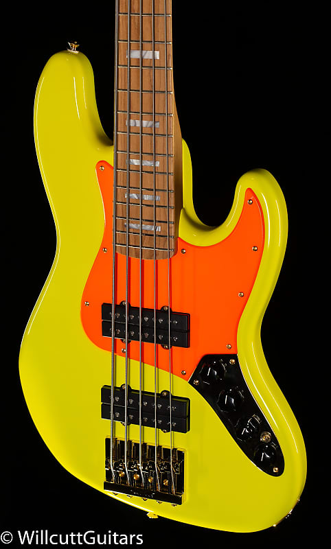 Басс гитара Fender MonoNeon Jazz Bass V Maple Fingerboard Neon Yellow экран signature v hdtv 9 16 409 161 hdg ebd 12