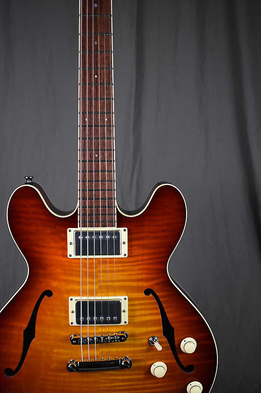

Электрогитара Collings I-35 Deluxe Dark Cherry Sunburst
