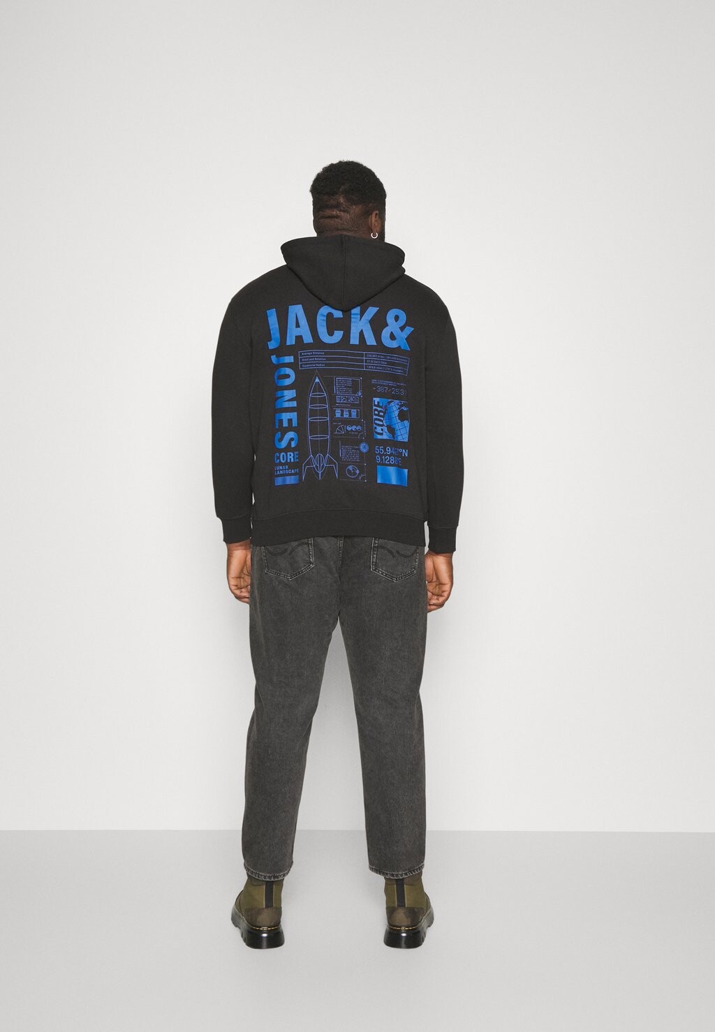 

Толстовка с капюшоном JCOUNSEEN BACKPRINT HOOD Jack & Jones, черный