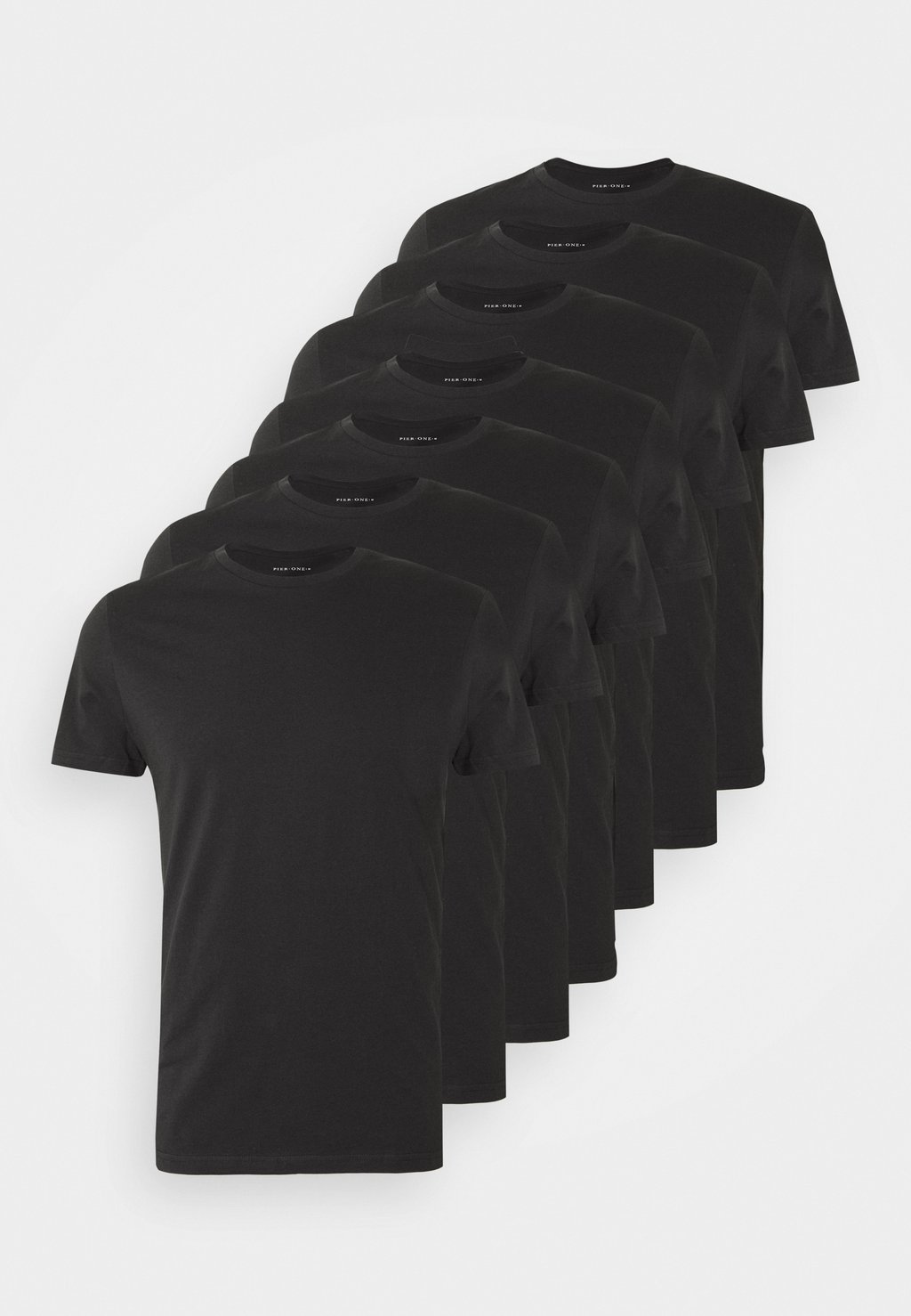 базовая футболка 7 PACK Pier One, черная
