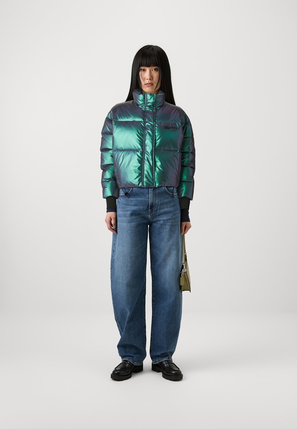 

Зимняя куртка CROPPED PUFFER Karl Lagerfeld Jeans, зеленый