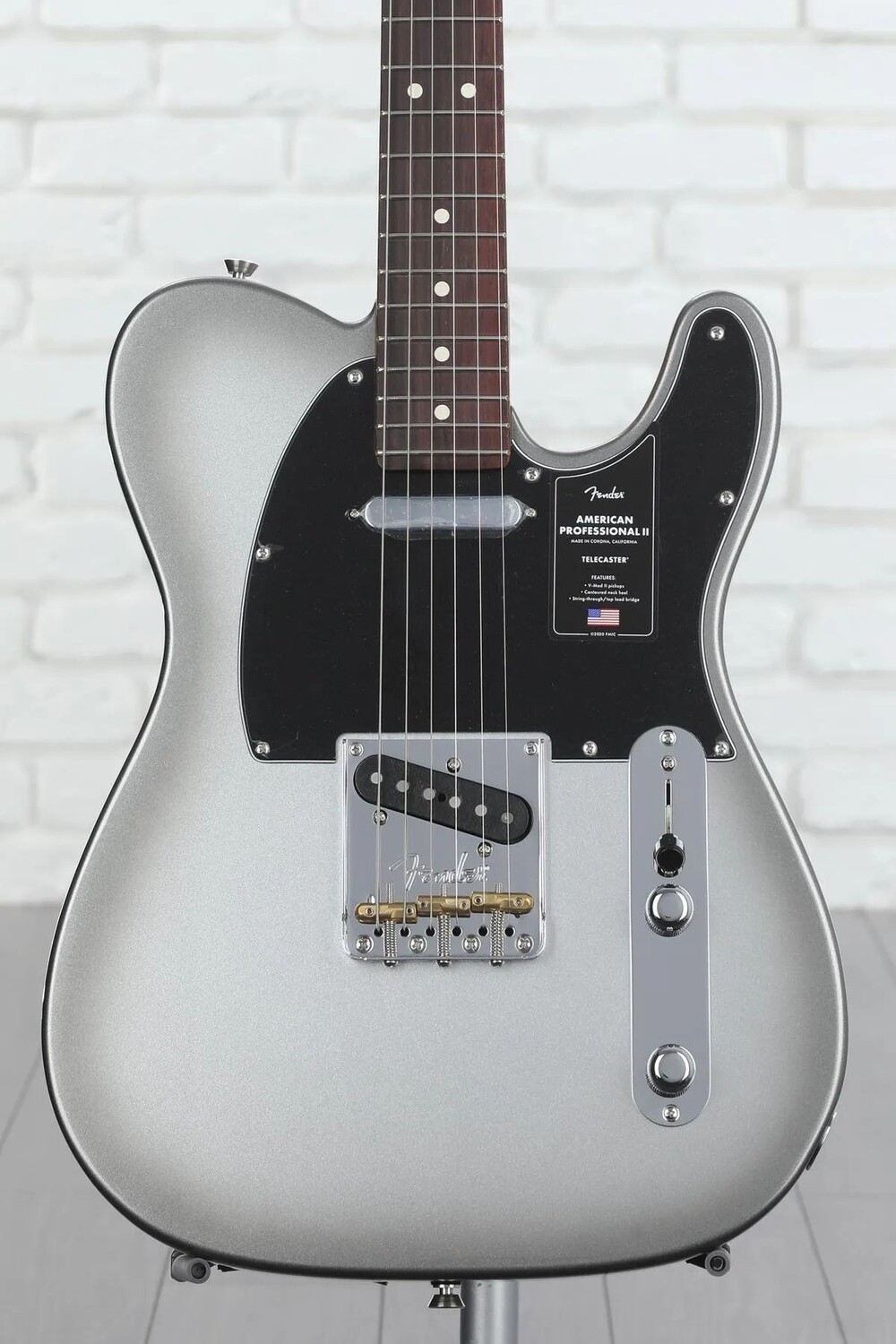 

Fender American Professional II Telecaster — Mercury с накладкой из палисандра