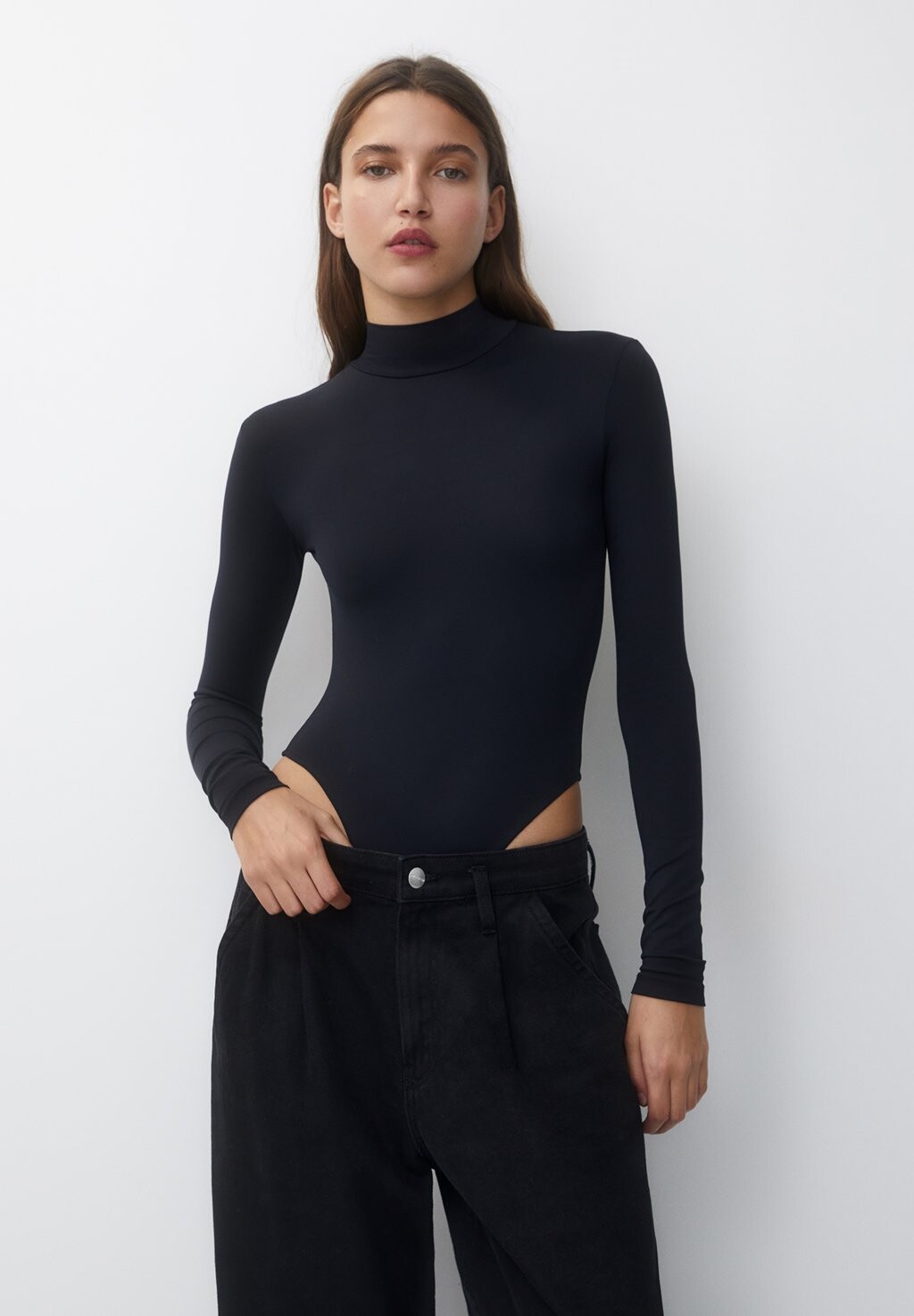 

Футболка с принтом PULL&BEAR, черная, Черный